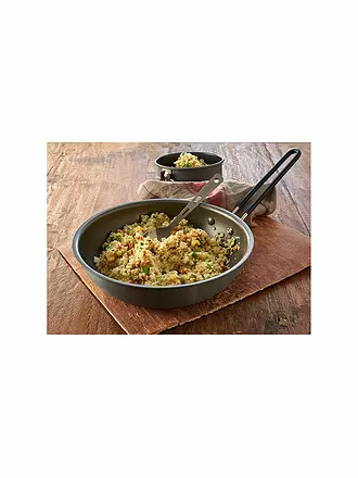 TREKN EAT | Outdoorfood Couscous mit Gemüse | 