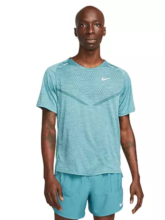 NIKE | Herren Laufshirt Dri-FIT ADV TechKnit Ultra | grau