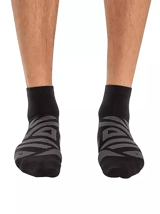 ON | Herren Laufsocken Performance Mid | schwarz