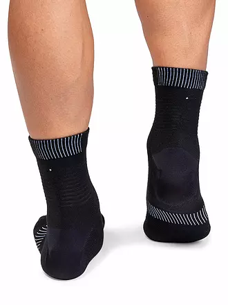 ON | Herren Laufsocken Ultralight Mid | weiss