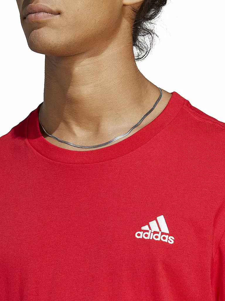 ADIDAS | Herren T-Shirt Essentials Single Jersey Embroidered Small Logo | rot