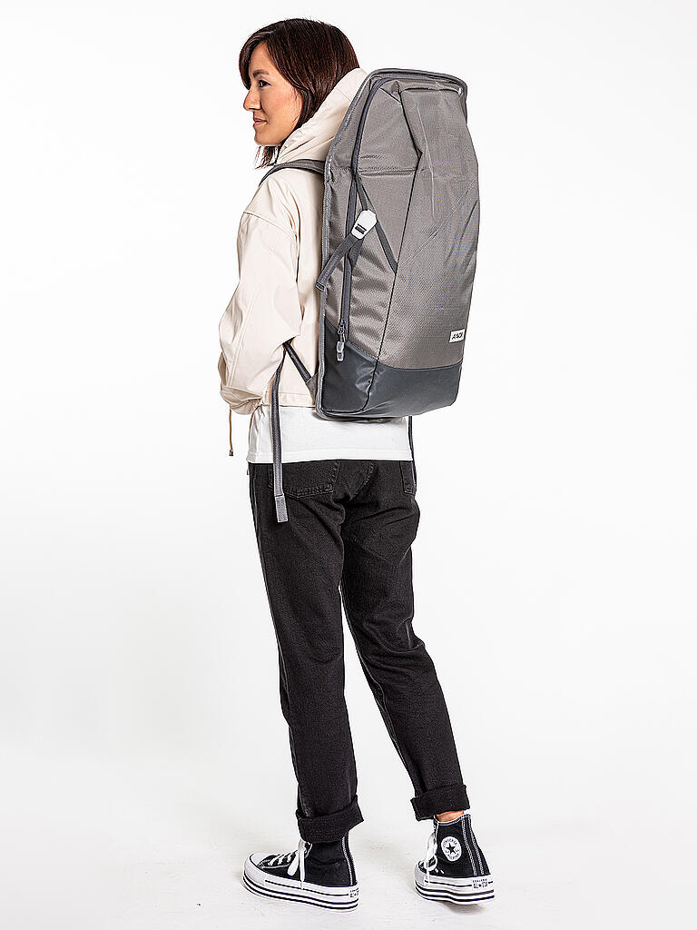 AEVOR | Rucksack Proof 18L | grau