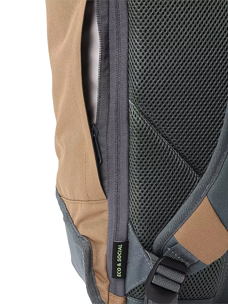 AEVOR | Rucksack Trip Pack 26-33L | braun
