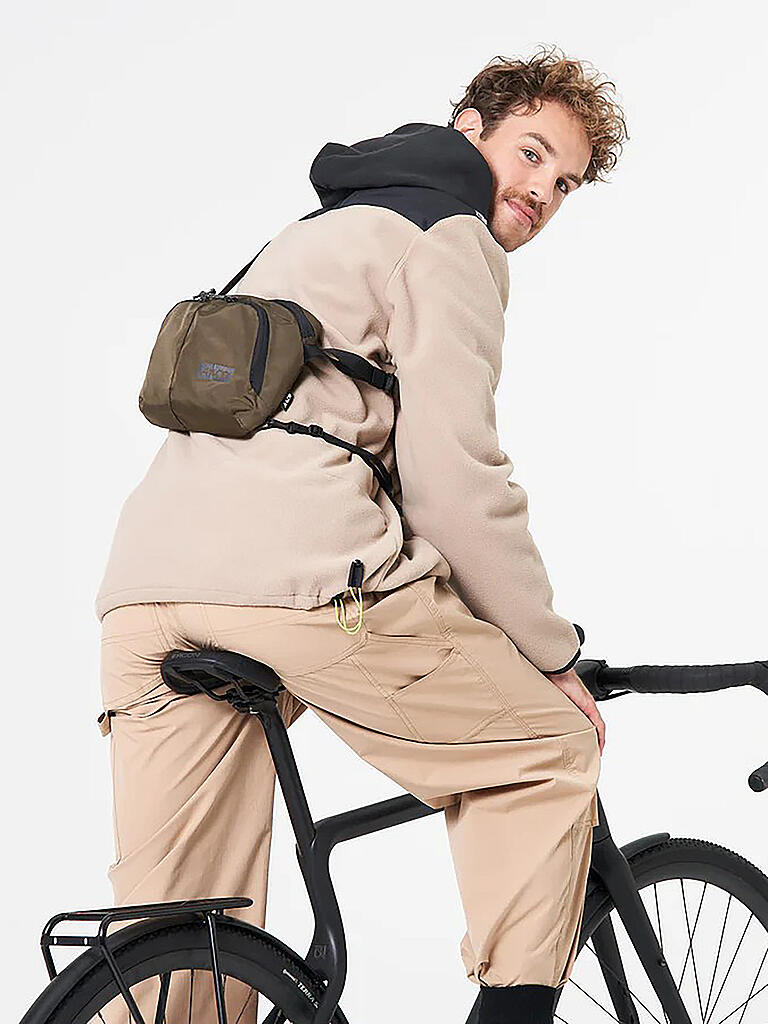 AEVOR | Umhängetasche Saoche | olive