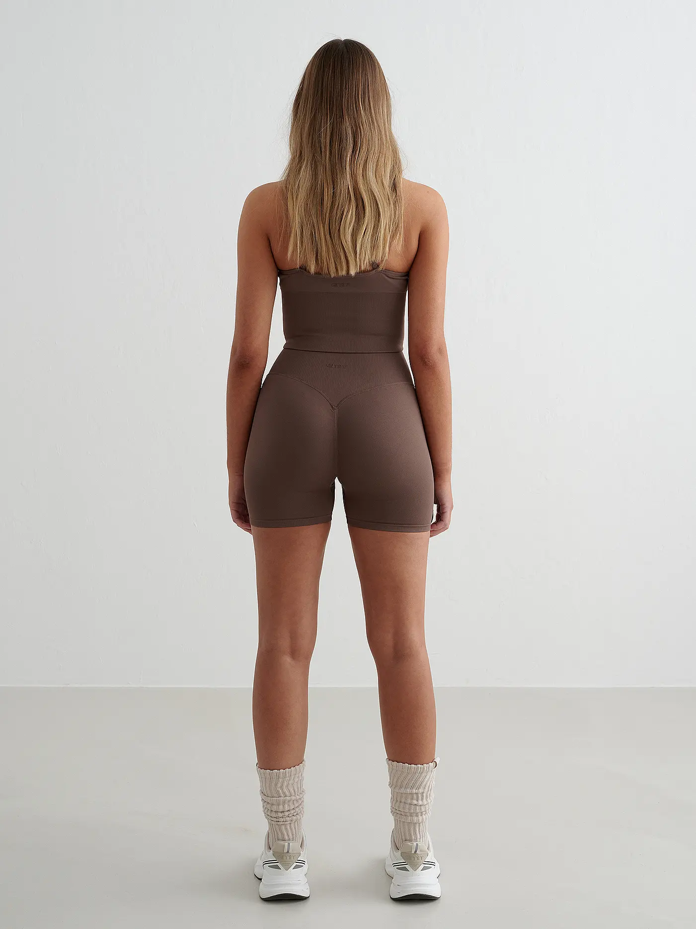 AIM'N | Damen Short Shape Seamless Hotpant | braun