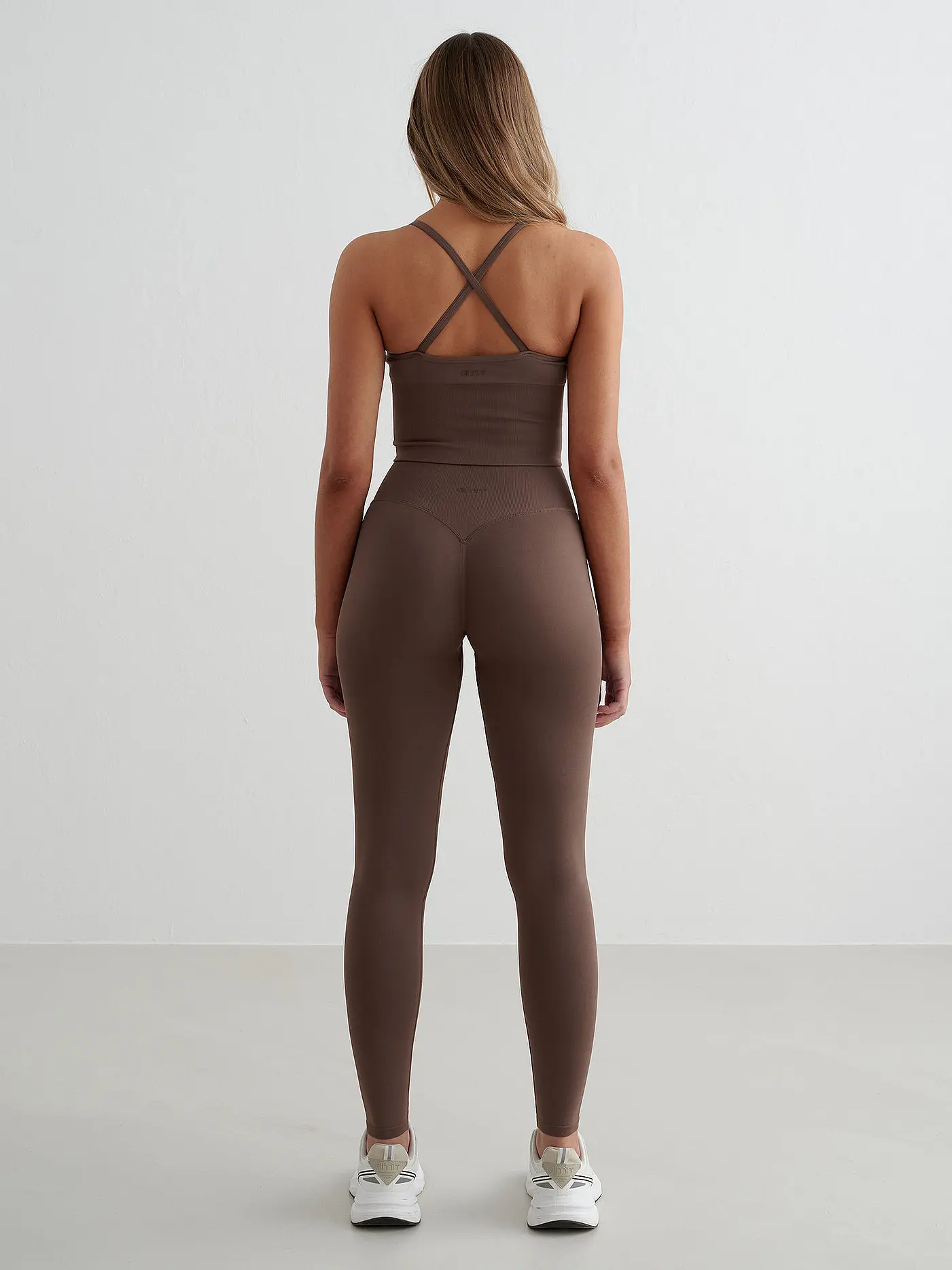 AIM'N | Damen Sport-BH Cross Back Shape Seamless | braun