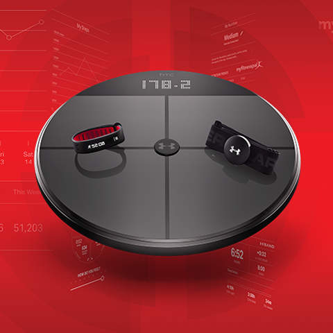 Eine elegante schwarze Digitalwaage zeigt „178,2“ auf rotem Hintergrund an. Auf der Waage sind zwei Fitnessbänder angebracht, eines rot und schwarz, das andere schwarz. Im Hintergrund sind schwach Diagramme und Fitnesswerte zu erkennen.