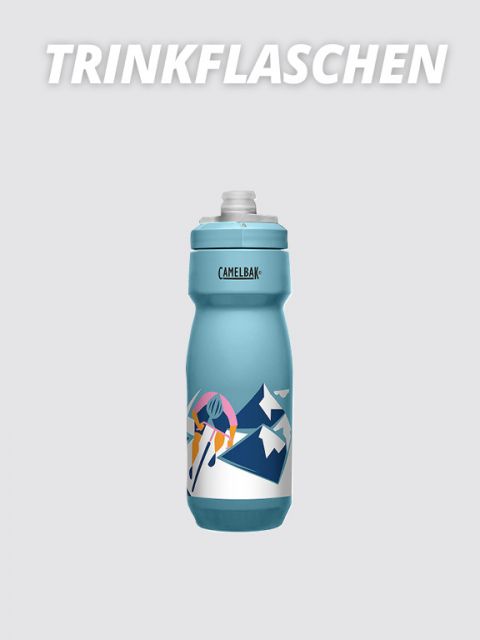 Auf hellgrauem Untergrund ist eine blaue Trinkflasche mit Bergmotiv abgebildet. Darüber steht in fetten weißen Buchstaben „TRINKFLASCHEN“.