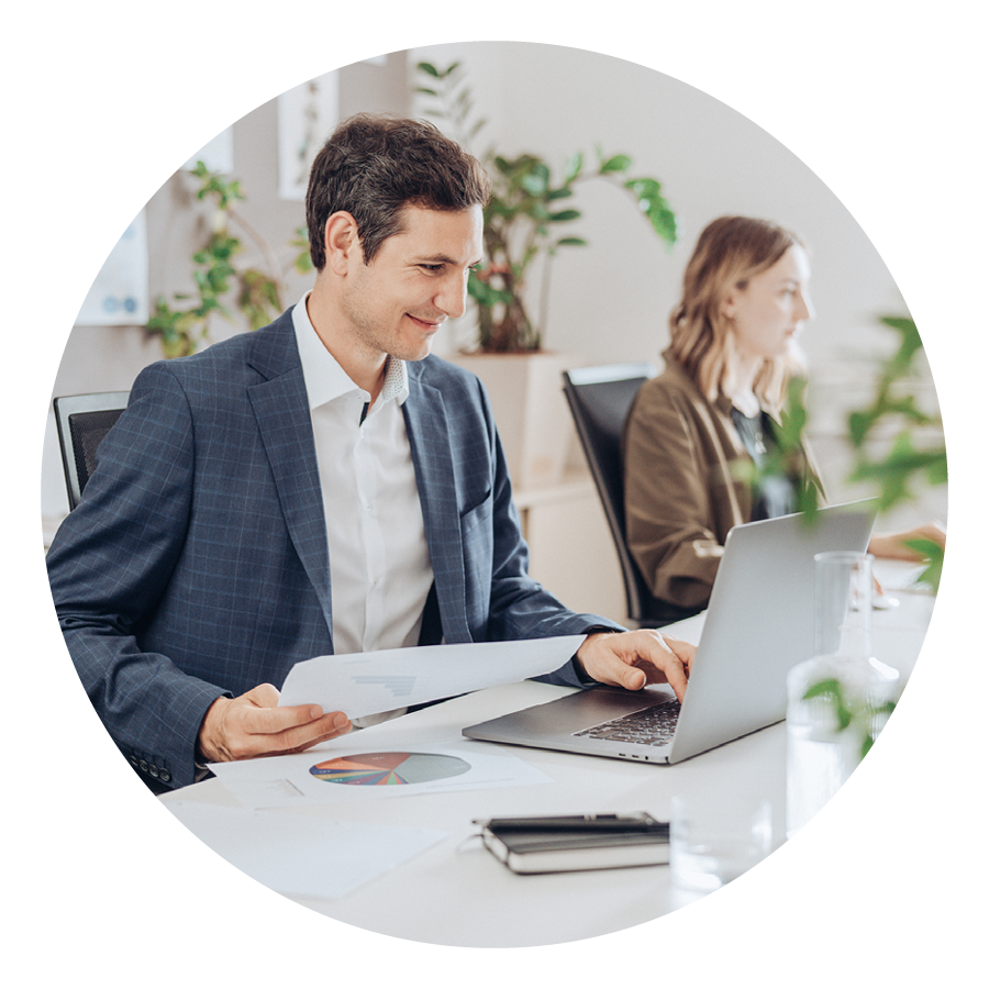 job-karriere-administration-fs24-900×900