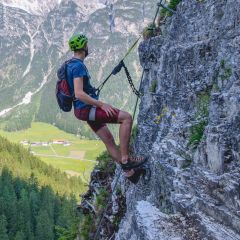 Bilder-Blog-Klettergebiete_Klettersteig_fs24_720x720