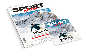 Das Magazincover „Sport aktiv“ zeigt einen Skifahrer, der einen schneebedeckten Berg hinunterfährt. Das Cover trägt den Text „Winter Guide 2024/2025“ und zeigt schneebedeckte Gipfel unter blauem Himmel. Daneben ist eine kleinere Version des Covers abgebildet.