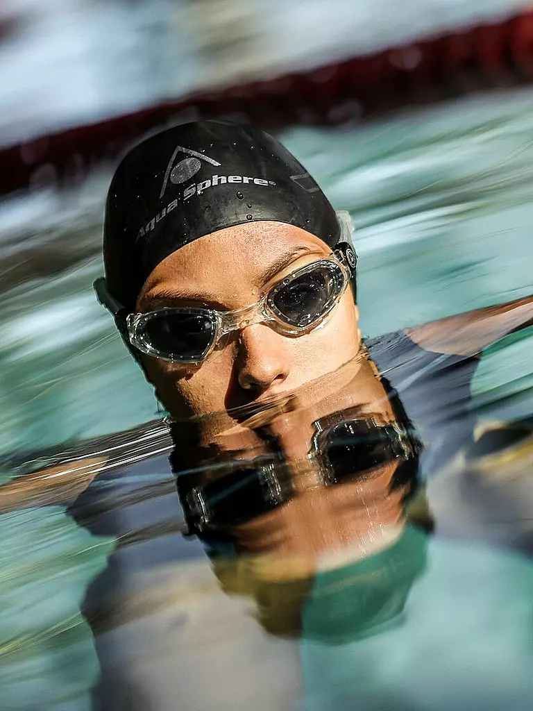 AQUASPHERE | Schwimmbrille Kaiman | schwarz