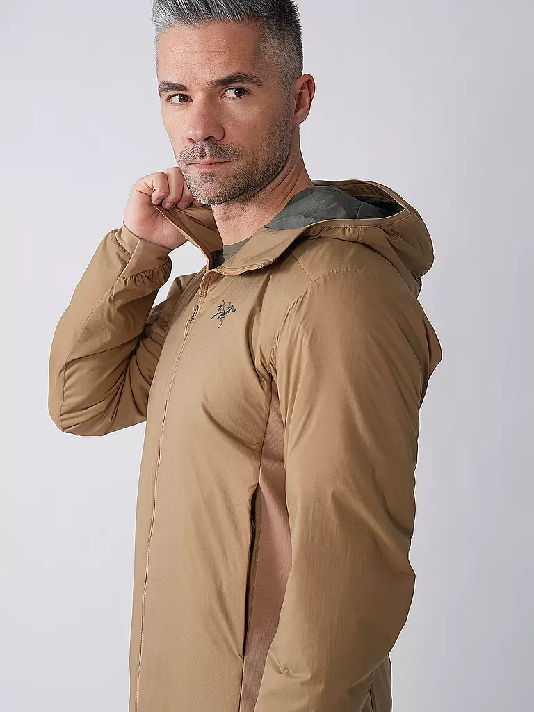 ARCTERYX | Herren Isojacke Atom Hoodie | camel