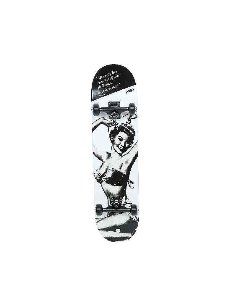 AREA | Skateboard Mae West | bunt