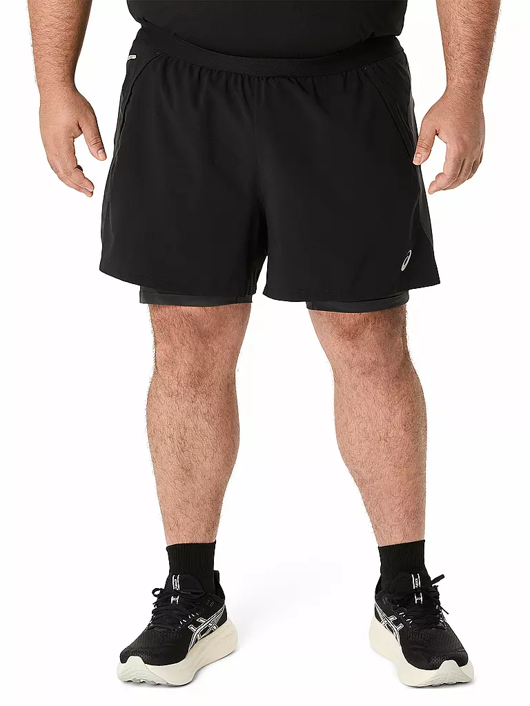 ASICS | Herren Laufshort Road 2in1 5in | schwarz
