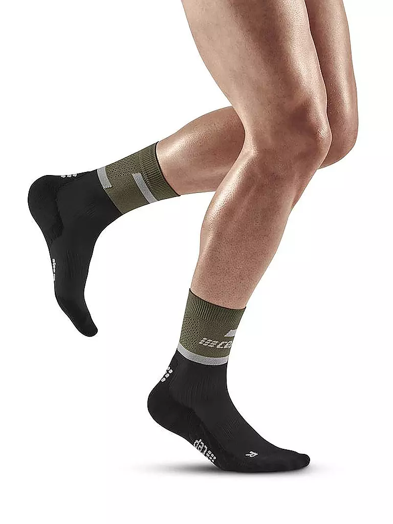 CEP | Herren Kompressionssocken The Run Mid Cut | olive