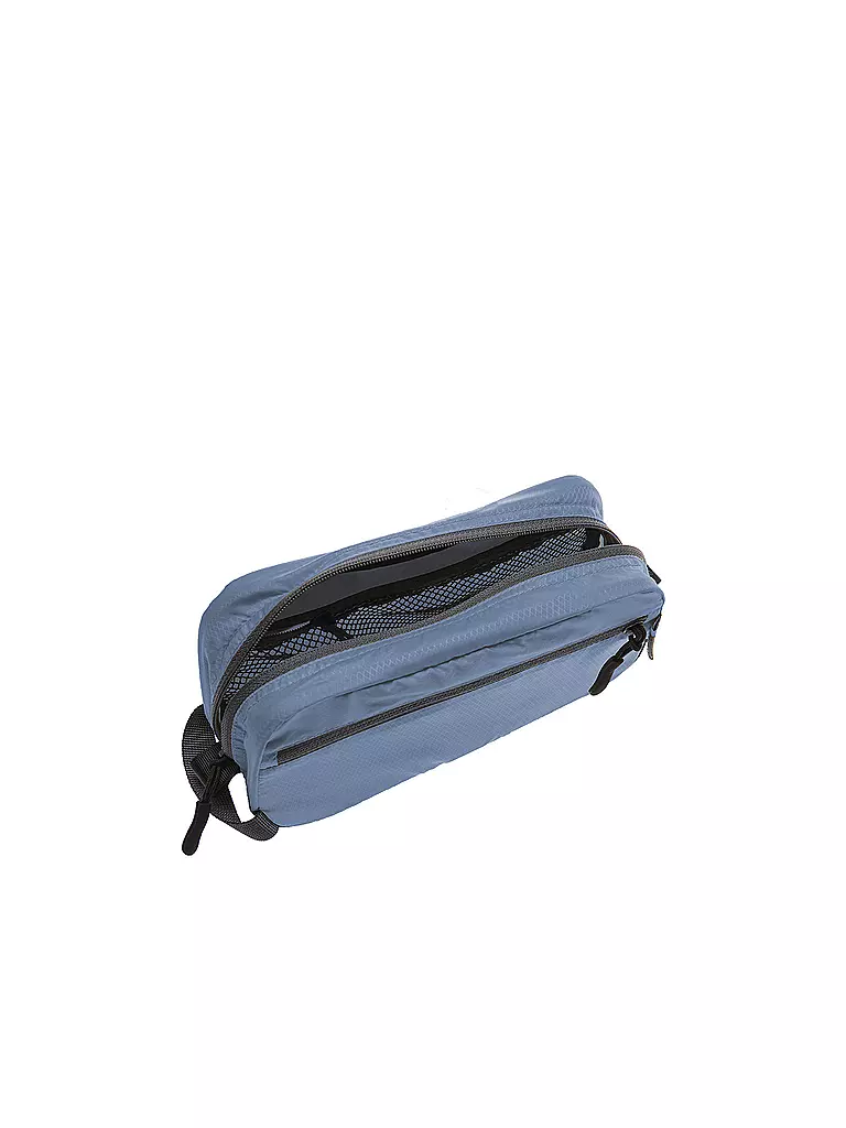 COCOON | On-The-Go Toiletry Kit Light M | blau