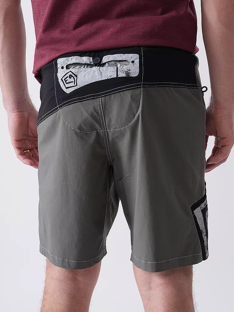 E9 | Herren Klettershort Wet | blau
