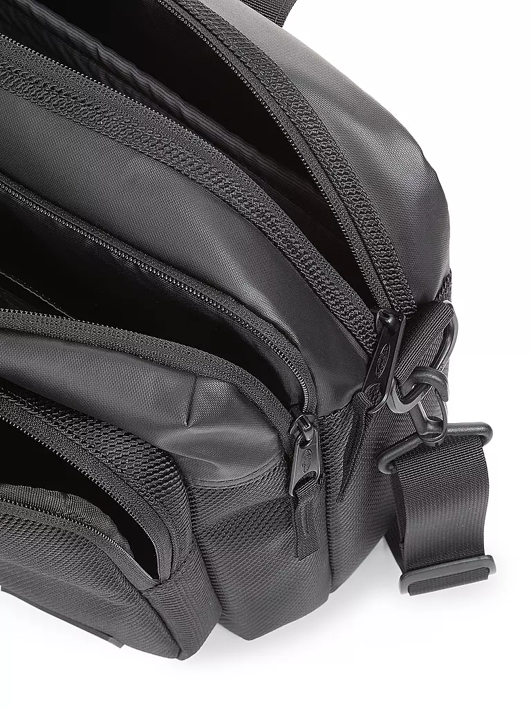 EASTPAK | Reisegepäck Sheldan 18L | schwarz