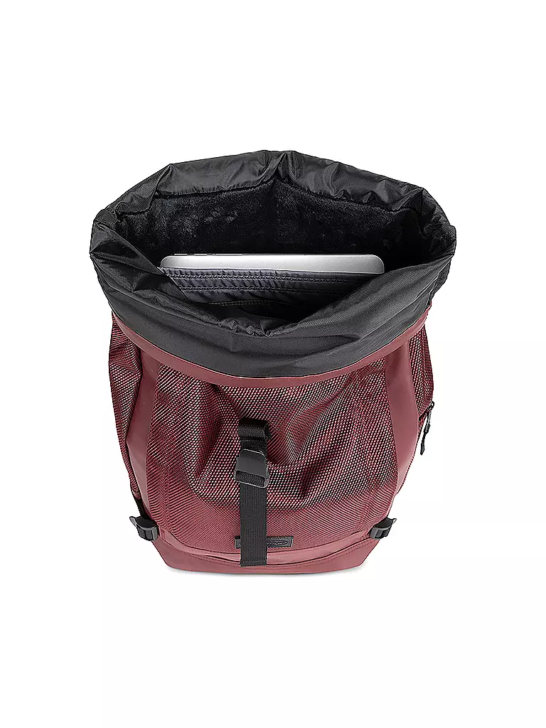 EASTPAK | Rucksack Tecum Roll Cnnct  20L | rot