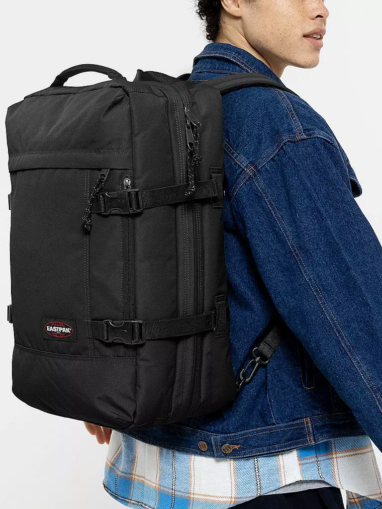 EASTPAK | Rucksack Travelpack 42L | schwarz