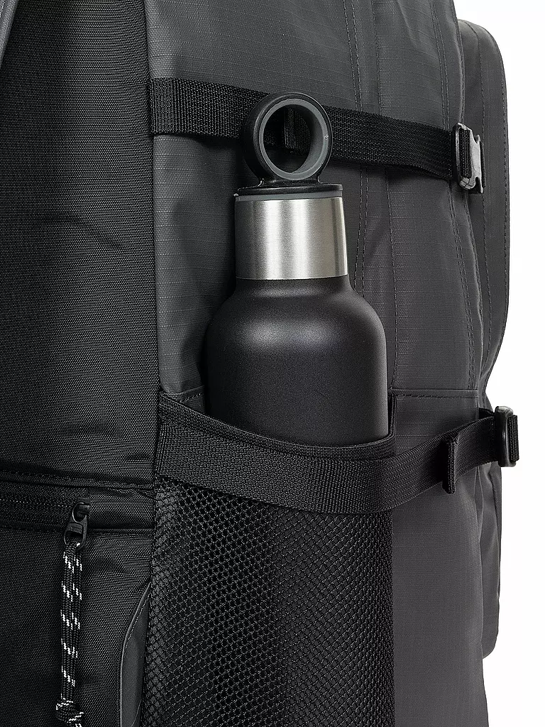 EASTPAK | Rucksack Volker Pro CS 36L | olive