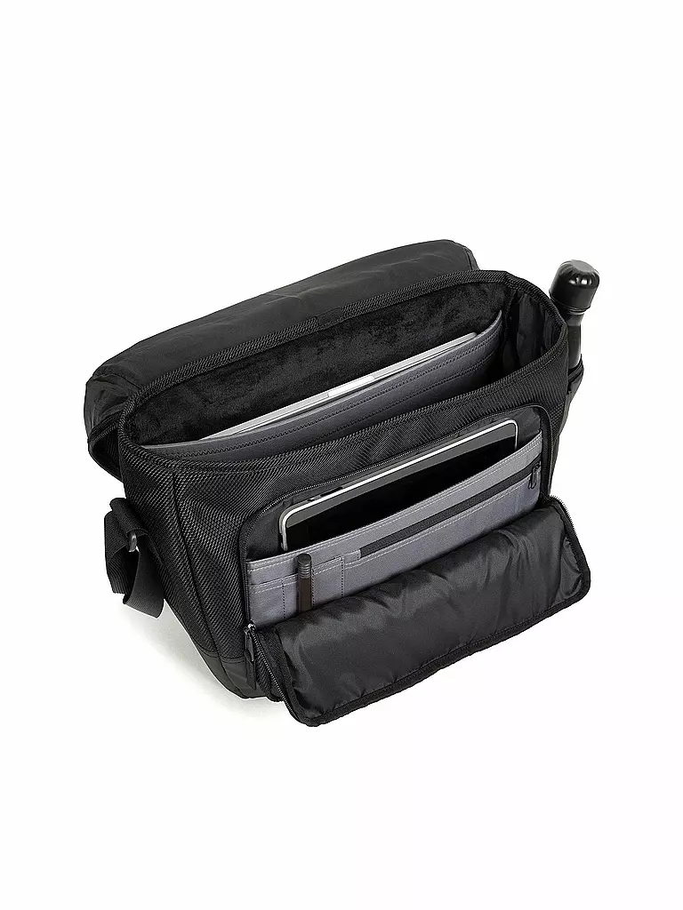 EASTPAK | Schultertasche Bonell Cnnct Coat | schwarz