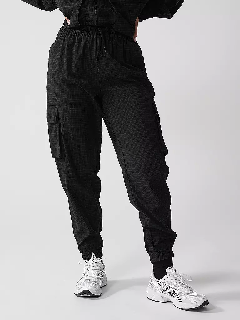 FABLETICS | Damen Jogginghose Ripstop Cargo | schwarz