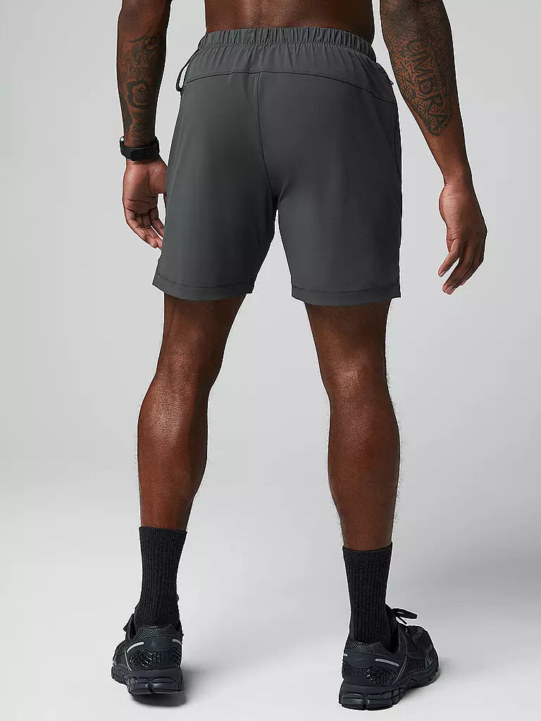 FABLETICS | Herren Fitnessshort The 7 One | grau