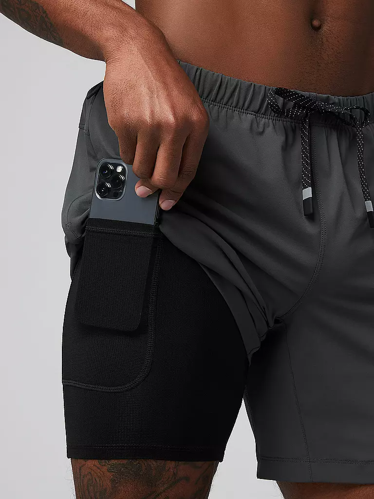 FABLETICS | Herren Fitnessshort The 7 One | grau
