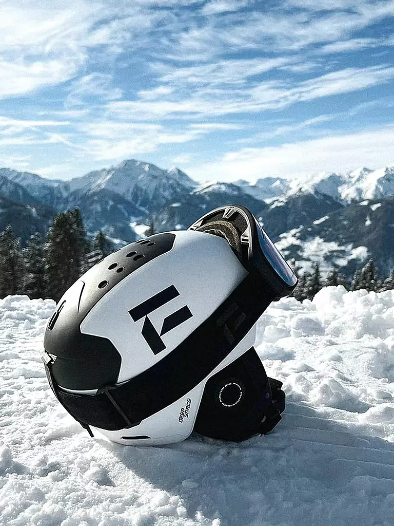 FLAXTA | Skihelm Deep Space MIPS | schwarz