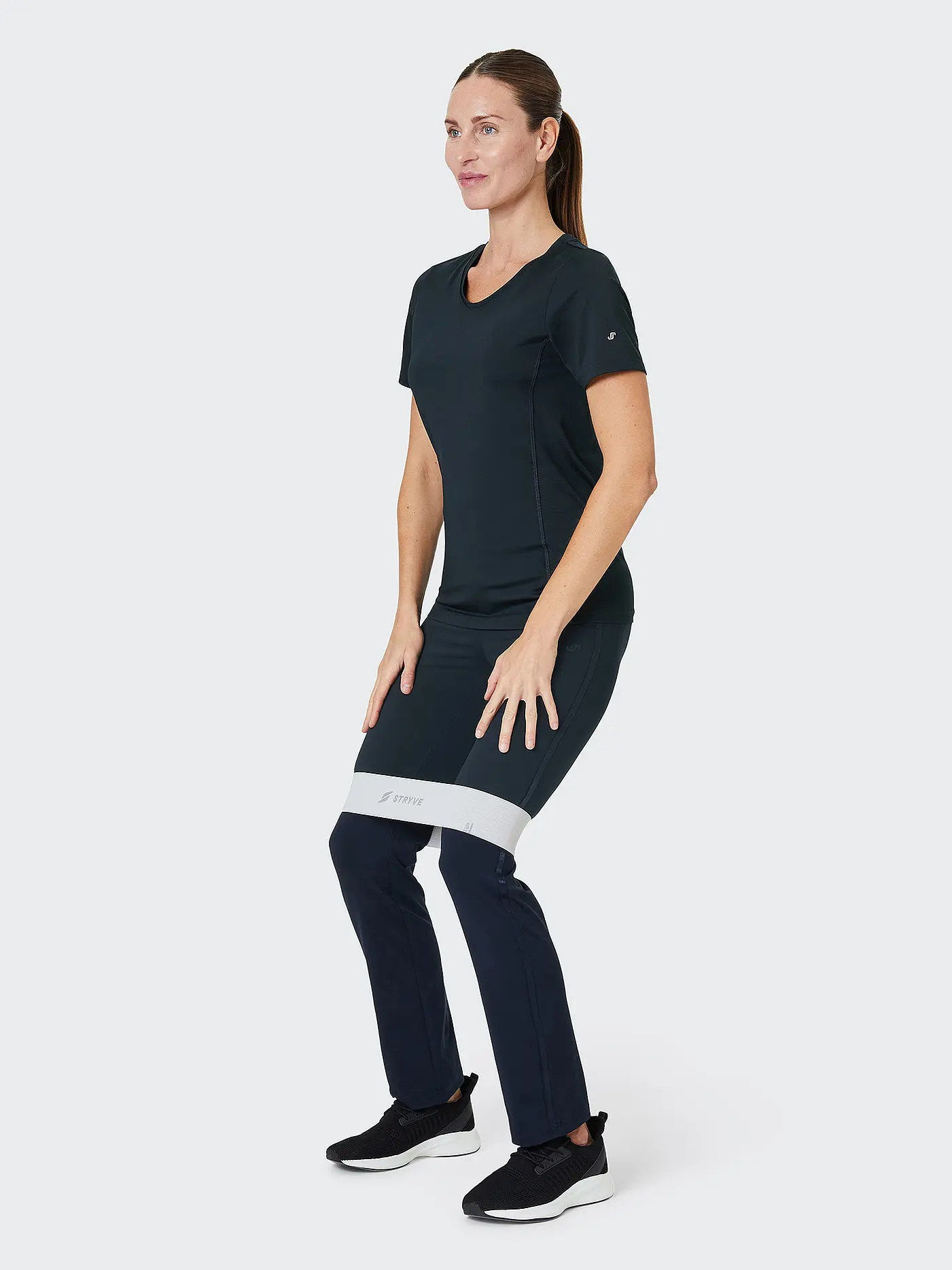 JOY SPORTSWEAR | Damen T-Shirt Naomi | dunkelblau