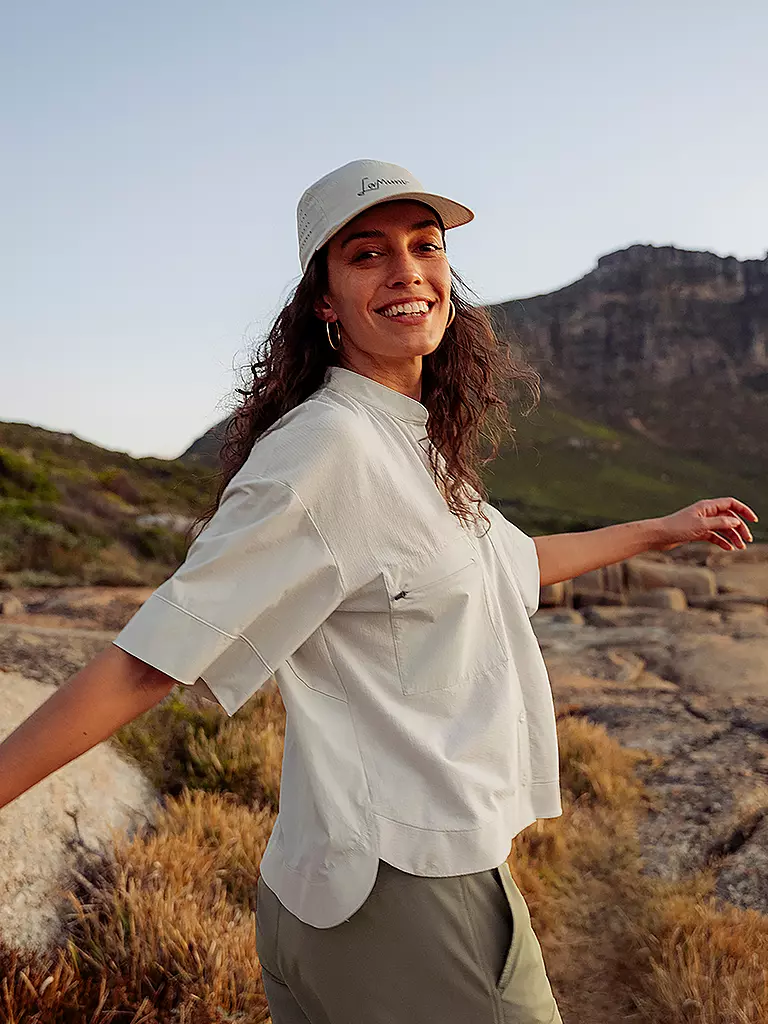 LAMUNT | Damen Bluse Ulli MNT Travel | hellbraun