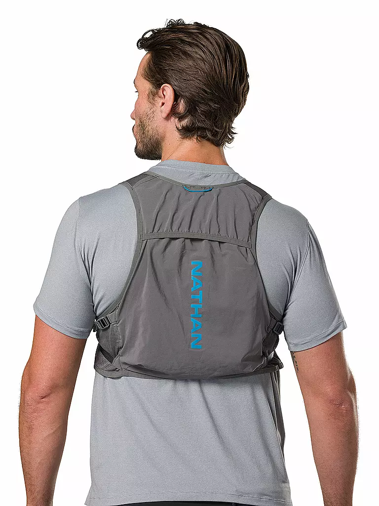 NATHAN | Trinkrucksack Pinnacle Breeze 4L | grau