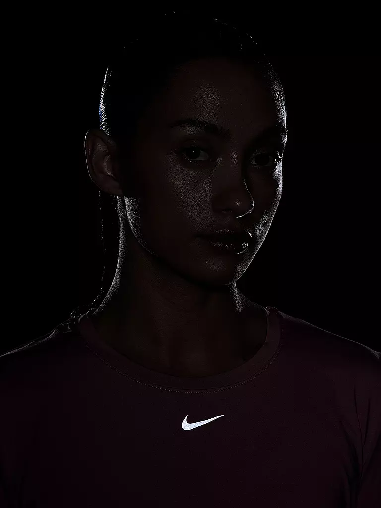 NIKE | Damen Fitnessshirt One Classic Dri-FIT | braun