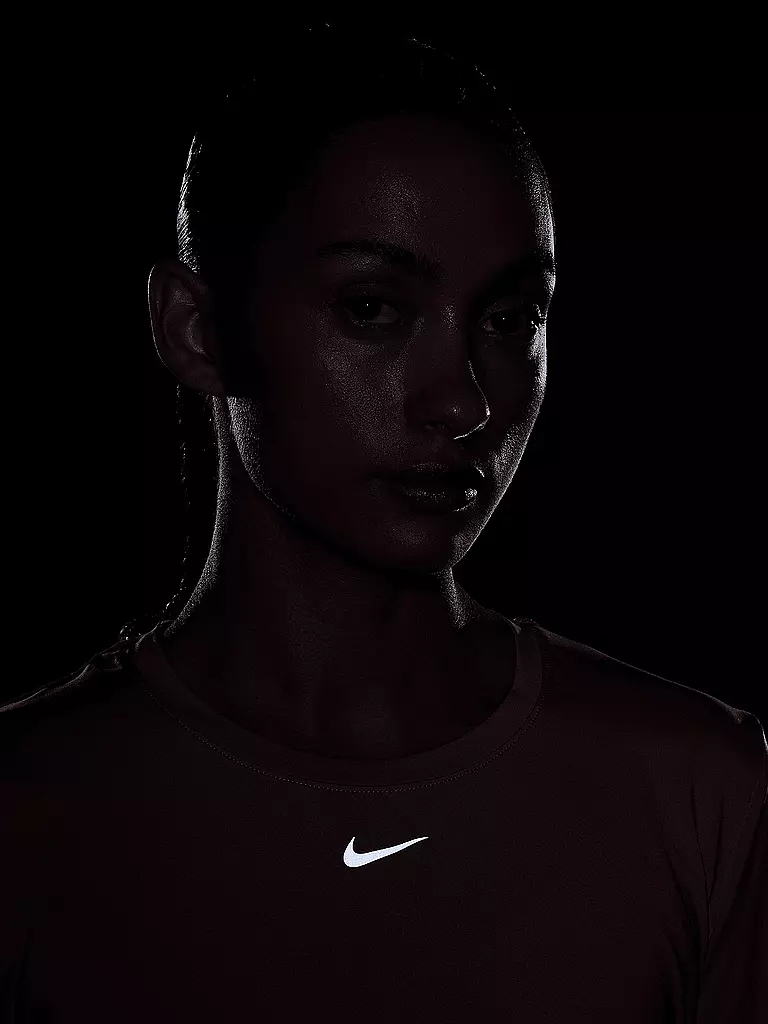 NIKE | Damen Fitnessshirt One Classic Dri-FIT | braun