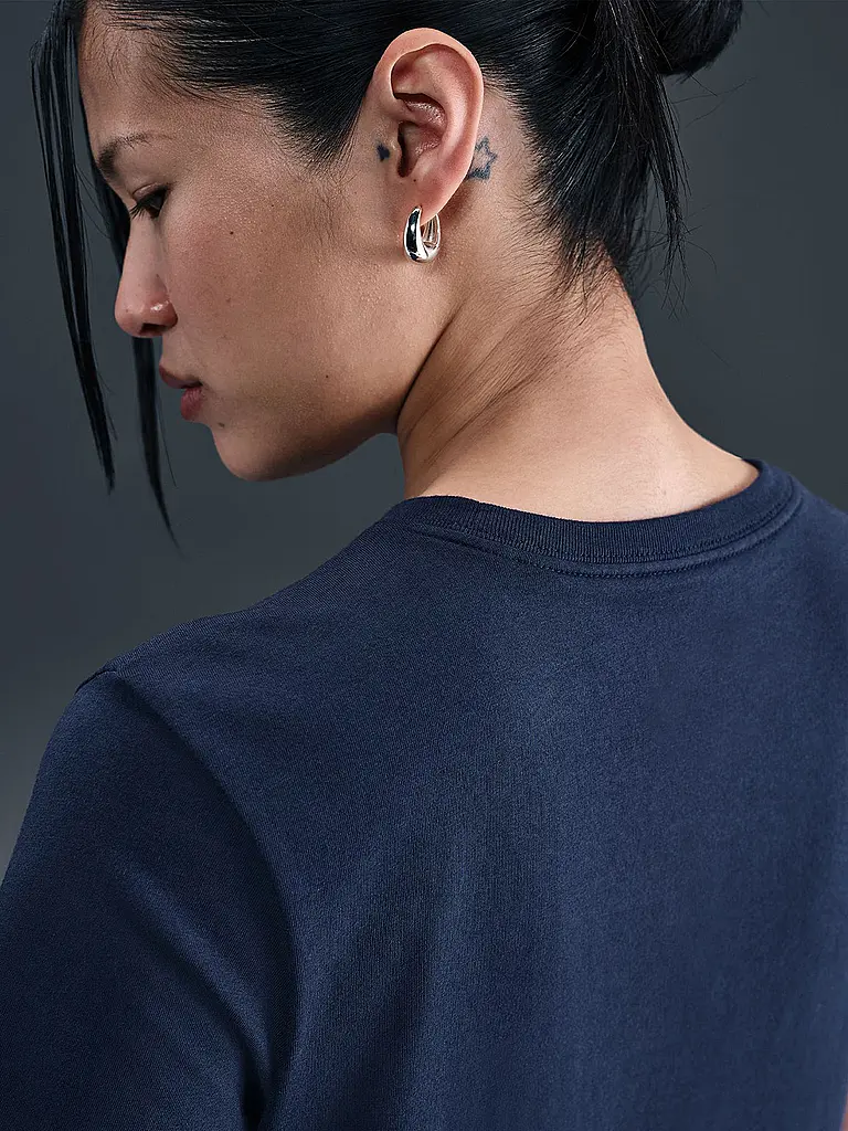 NIKE | Damen T-Shirt Sportswear Club Essentials  | dunkelblau
