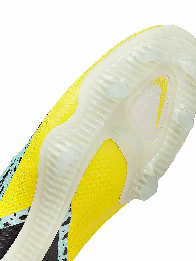 NIKE | Fußballschuhe Nocken Phantom GT2 Dynamic Fit Elite FG | hellblau