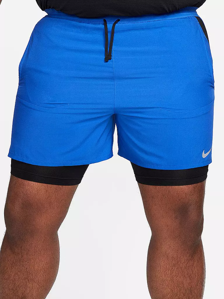 NIKE | Herren 2in1 Laufshort Stride | blau