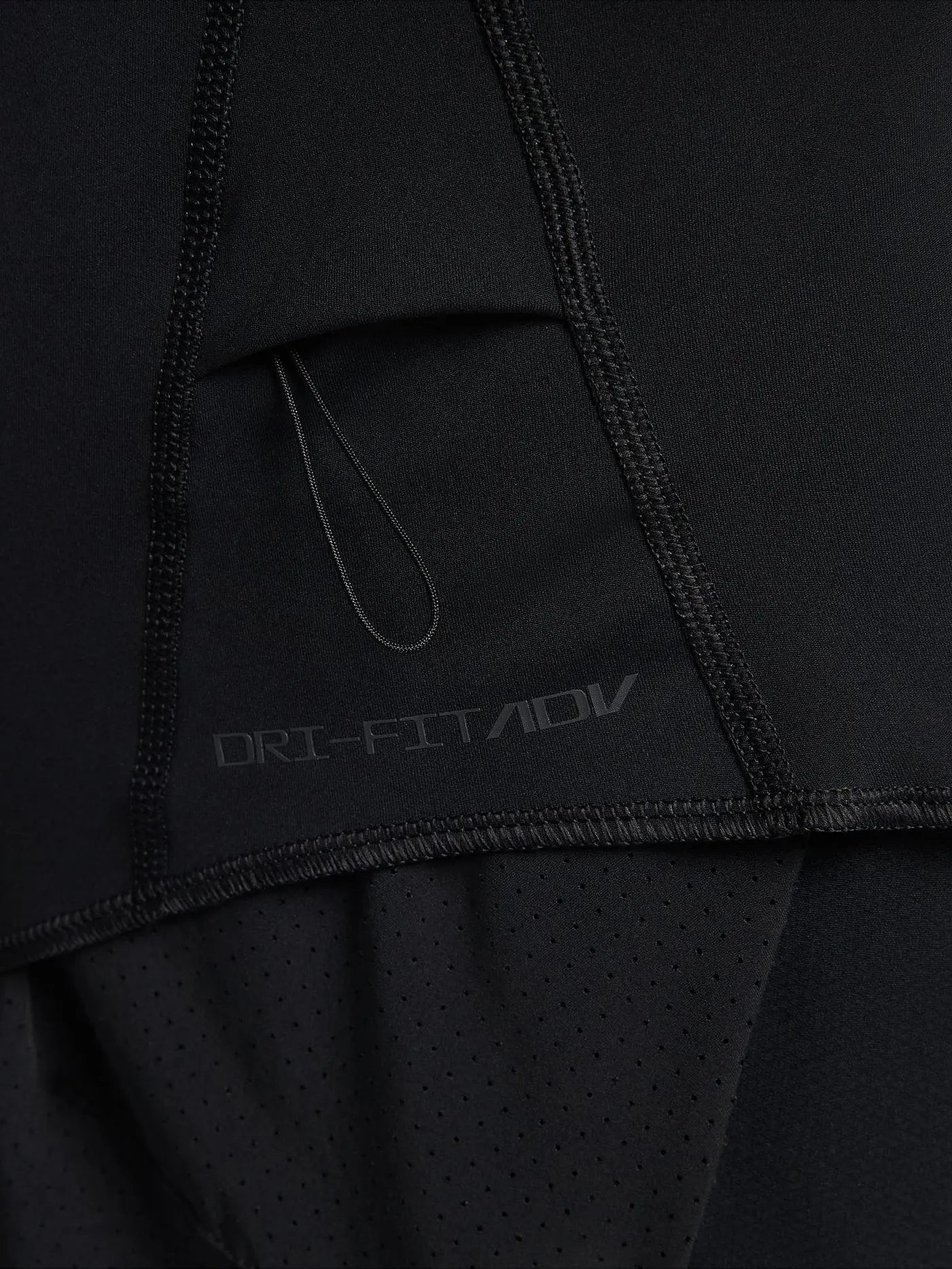 NIKE | Herren Fitnessshirt Axis Performance System | schwarz