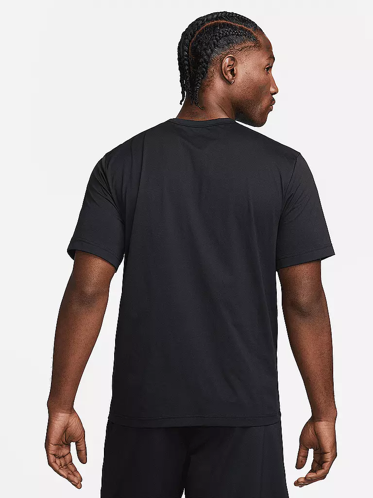 NIKE | Herren Fitnessshirt Dri-FIT UV Hyverse | olive