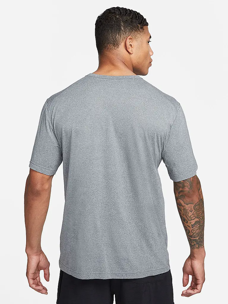 NIKE | Herren Fitnessshirt Dri-FIT UV Hyverse | 