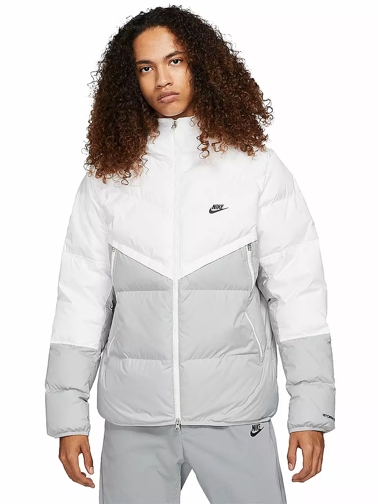 NIKE | Herren Jacke Sportswear Storm-FIT Windrunner | weiß