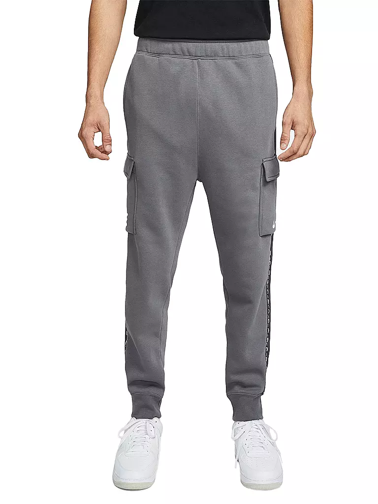 NIKE | Herren Jogginghose Repeat Sportswear | grau