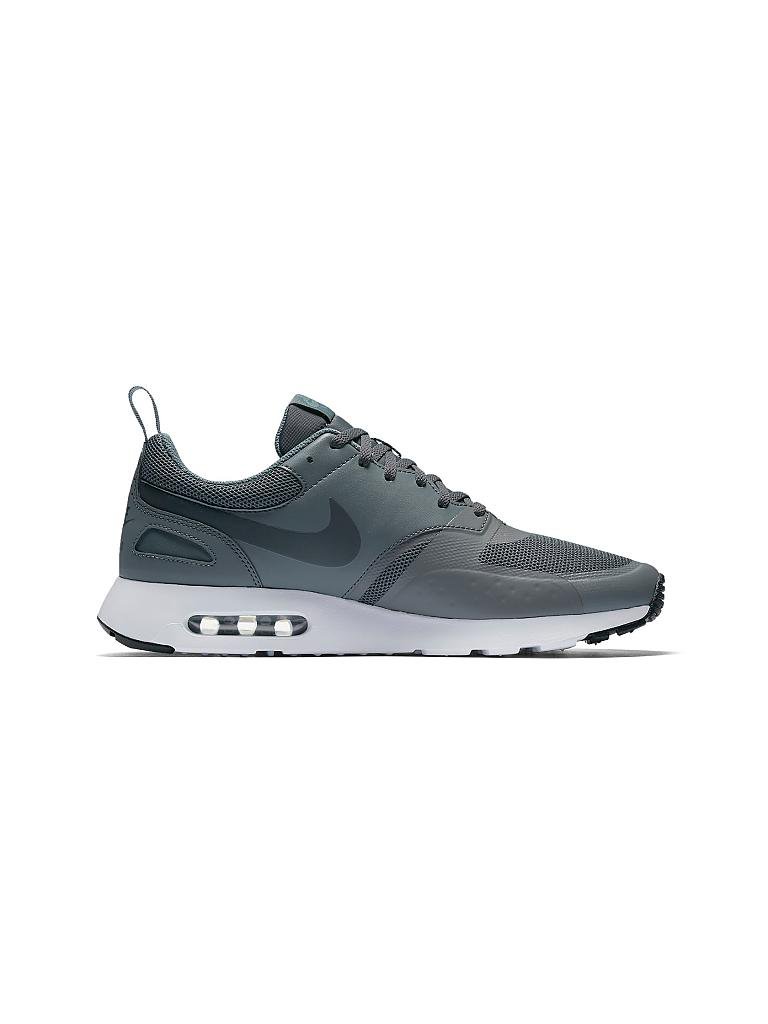 graue nike schuhe herren