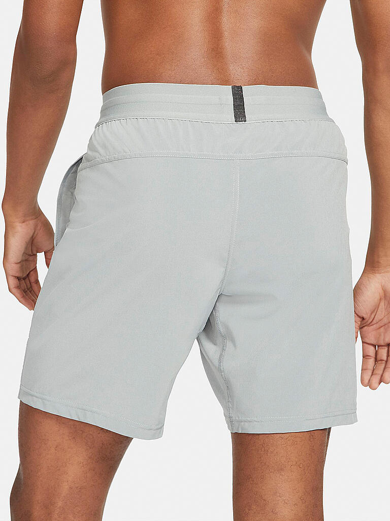 NIKE | Herren Yoga Short Dri-FIT | grau