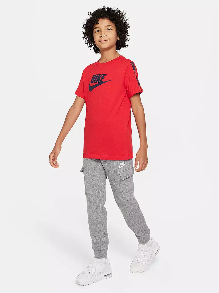 NIKE | Jungen T-Shirt Sportswear Repeat | rot