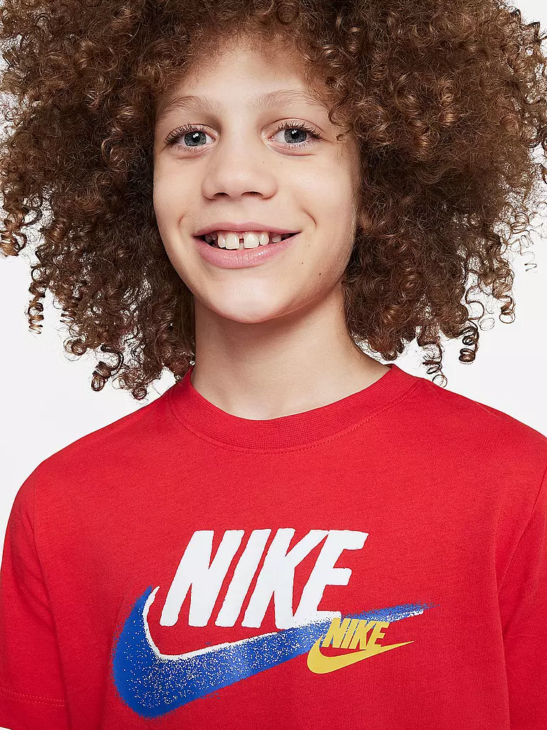 NIKE | Jungen T-Shirt Sportswear Standard Issue | rot