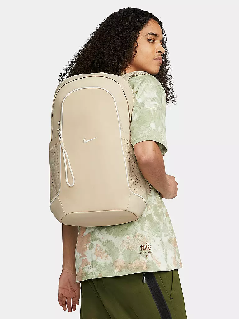 NIKE | Rucksack Sportswear Essentials 20L | beige