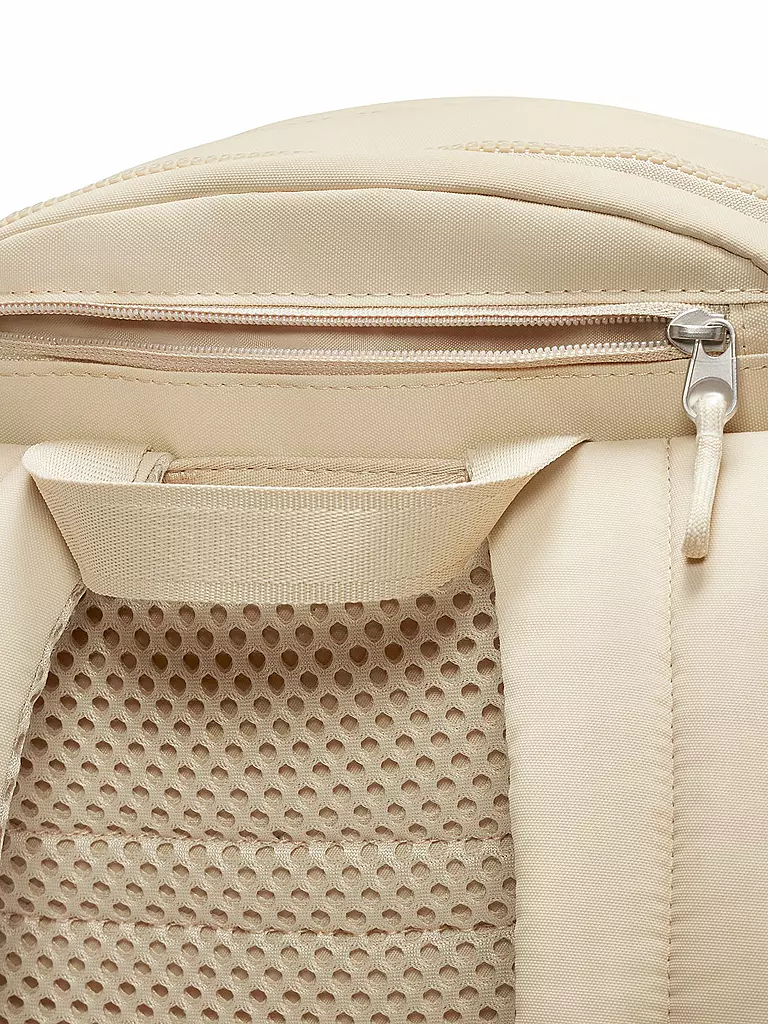 NIKE | Rucksack Sportswear Essentials 20L | beige